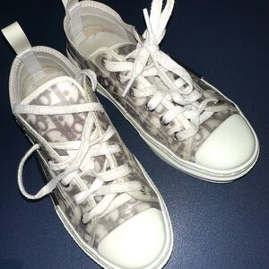 Dior Sneakers Low Top!